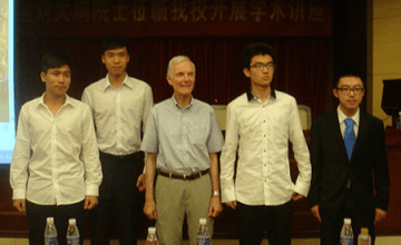 范德堡大学教授来访广州大学附属中学国际部图片