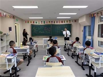 北京明诚外国语学校开学典礼开启！图片