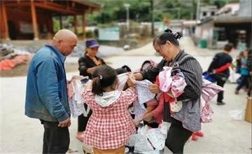 上海浦东新区民办惠立幼儿园为爱前行之“旧衣物捐助活动”图片