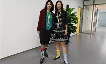 北京朝阳凯文：国际大奖和增益课程，从奇怪的袜子节开始图片