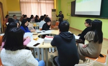 武汉外国语学校美加分校“与心灵相约，与健康同行”为主题的心理健康教育专题培训图片