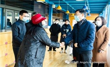 青浦区委领导莅临上海安乔国际双语幼儿园走访调研图片