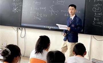 武汉海淀外国语实验学校这109人，感动了《学习强国》！图片