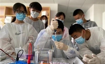 武汉市第六中学国际部与中科院专家开启科研探索之旅图片