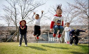 拥抱春天，放飞绿色——上海外国语大学西外外国语学校“春天来了”主题活动图片