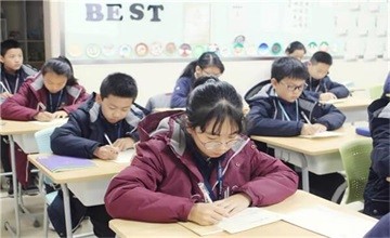 见字如面，笔墨飘香——金华海亮外国语学校英语书法大赛图片