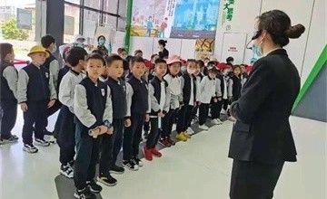 上海帕丁顿双语学校小学部春游活动图片