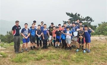 常州市武进区威雅实验学校六年级学生的登山野营之旅图片