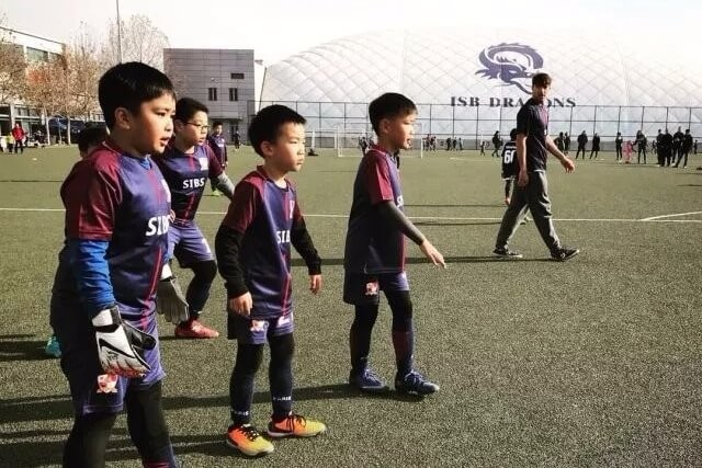 北京君诚国际双语学校足球小虎队首次比赛03