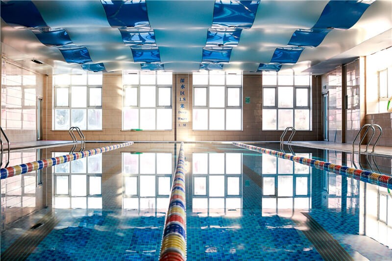 北京爱迪国际学校游泳馆图片