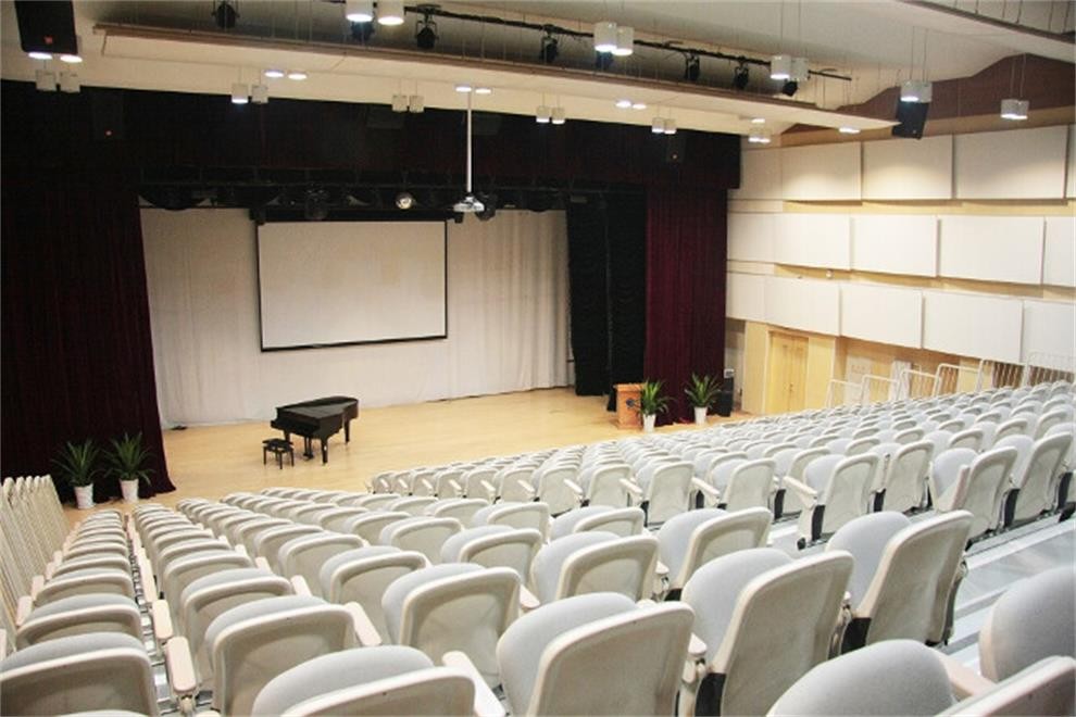 北京耀中国际学校礼堂与音乐室