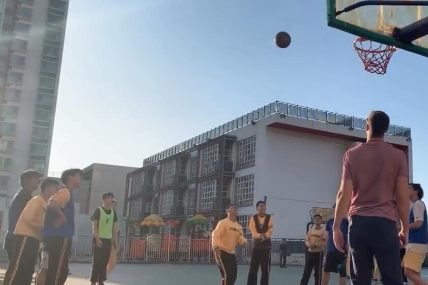 北京市第八中学怡海分校国际部篮球比赛图片03