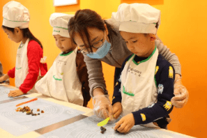 天津艾毅国际幼儿园食育教育图片05