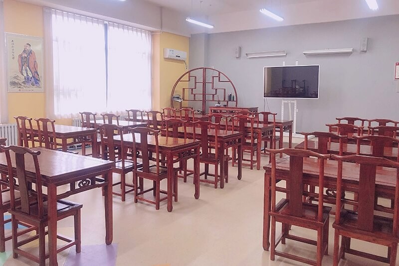 西安沣东中加学校国学教室图片