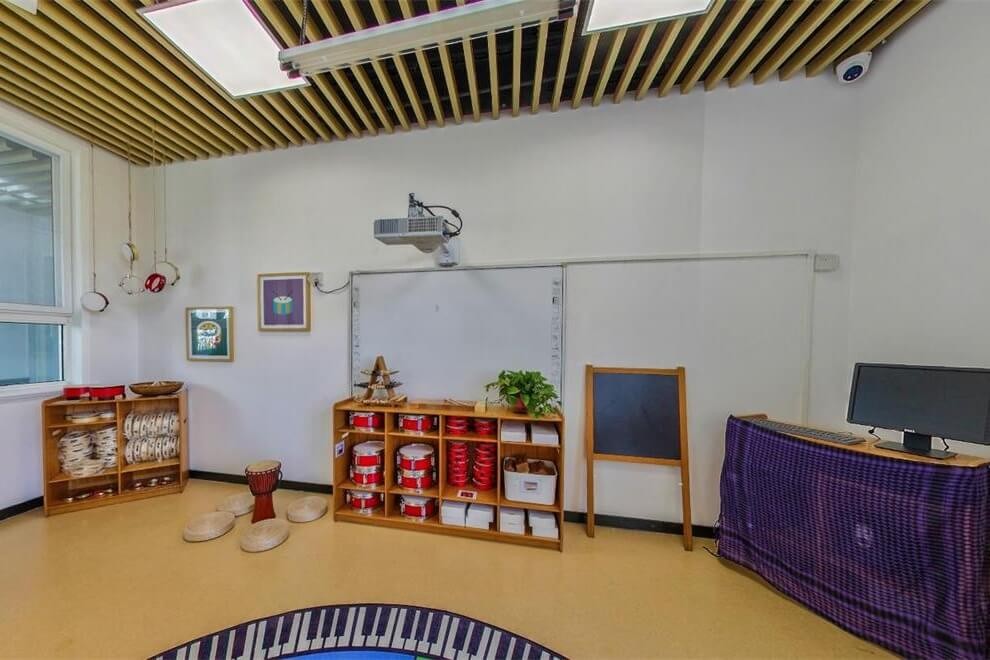 宁波华茂国际学校幼儿园音乐教室图片