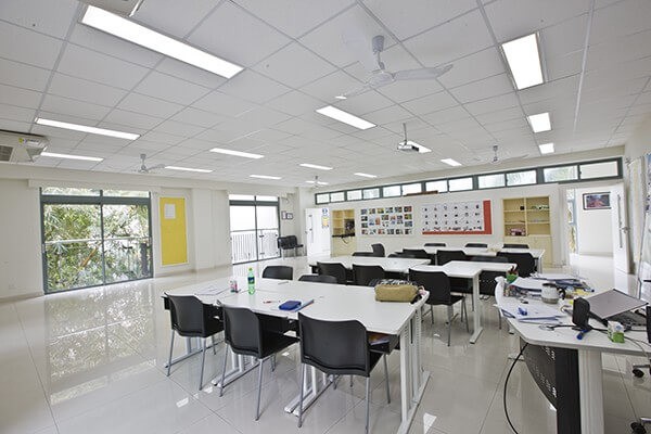 珠海德威国际高中教室图片01