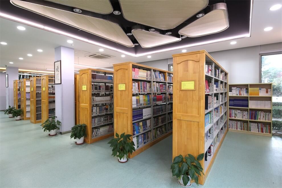 上海闵行区协和双语教科学校图书馆图集