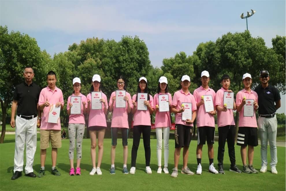 上海新虹桥中学NHA国际高中高尔夫夏令营图片03