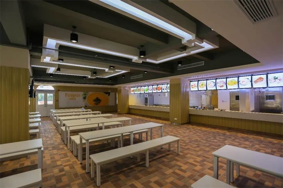 上海新纪元双语学校餐厅图片02