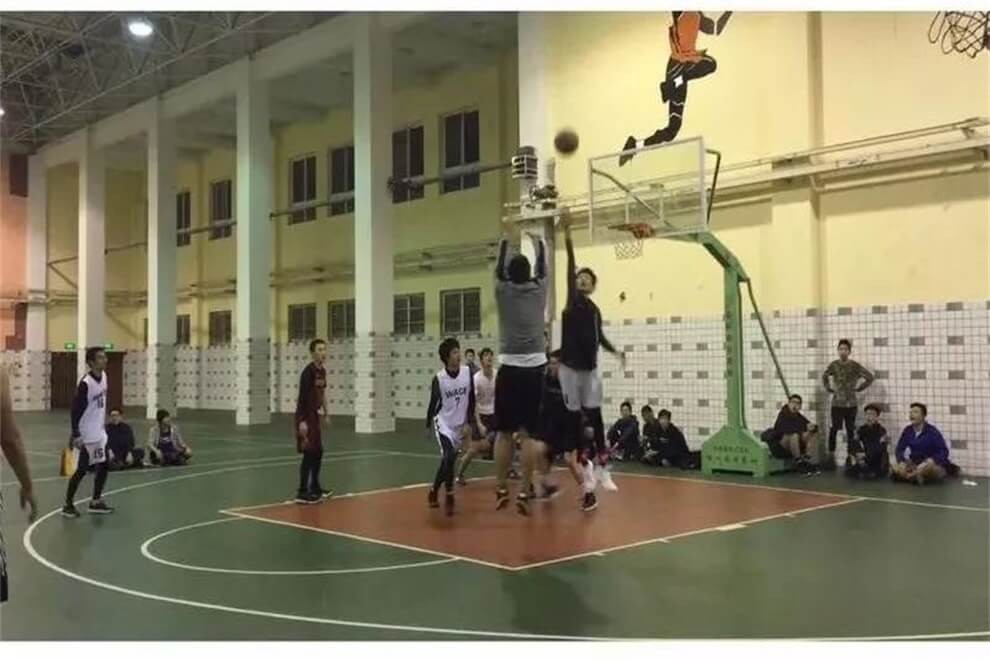 上海澳大利亚国际高中篮球比赛图片02