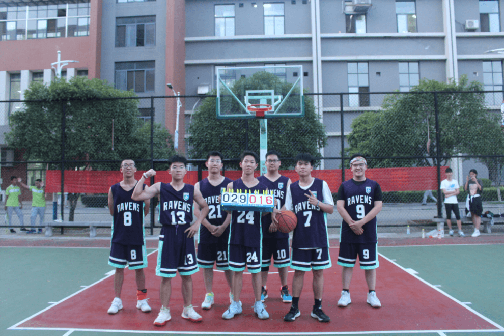 广西师范大学附属外国语学校国际部篮球比赛图集04