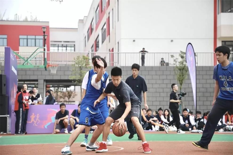 上海世界外国语中学篮球比赛图集