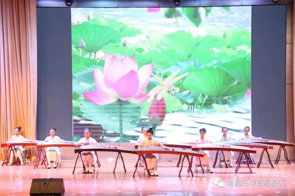 南昌市第三中学国际部古筝表演图集