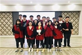 重庆二外国际部学生会 | 青春有梦 不负韶华图片