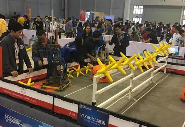 成都七中国际部获亚洲机器人锦标赛图片02