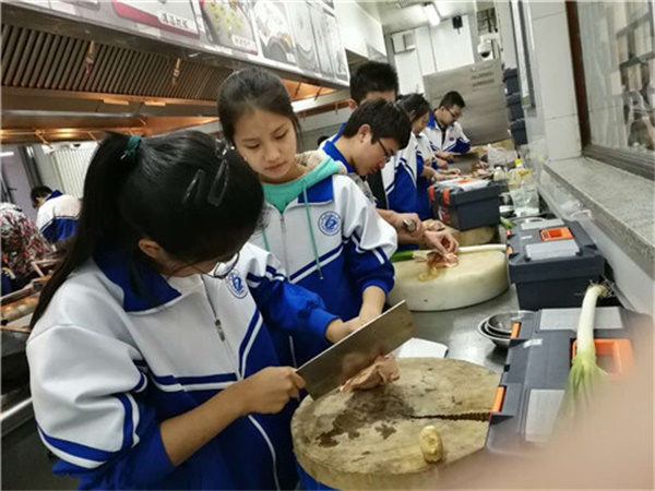 北京市第十二中学国际部美食活动图片2