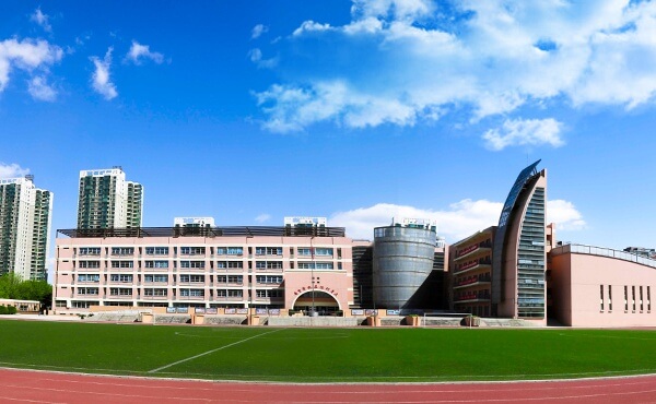 北京市第八中学怡海分校国际部校园风景图