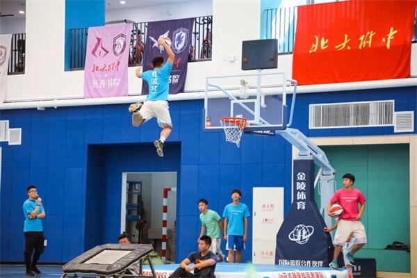 北京大学附属中学国际部篮球赛活动图片2