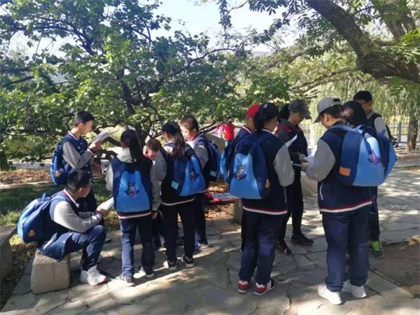 北京金融街润泽学校学生参观北京植物园图片4