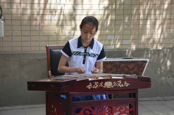 天津外国语大学附属外国语学校端午节活动图片4