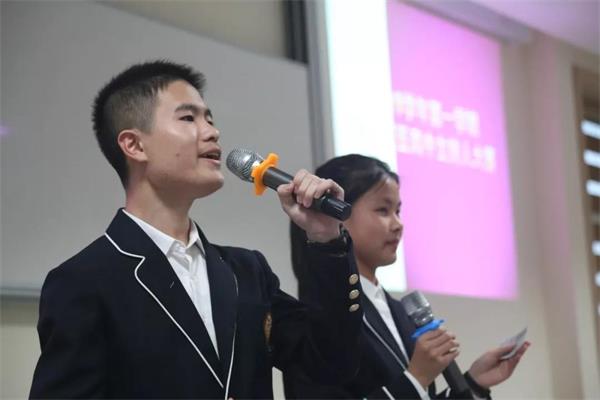 温州二十一中国际部高一学生参加英语比赛图片2