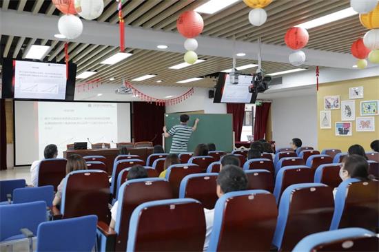 上海位育中学国际部教职工培训图片1