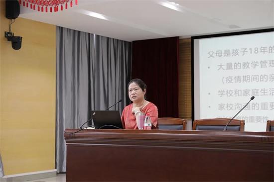 上海位育中学国际部教职工培训图片3