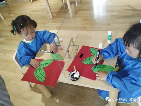上海艾思坦幼儿园端午节活动图片1