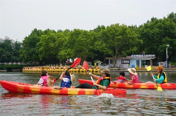 上海黄浦区民办玛诺利娅主题幼儿园夏令营海洋之旅图片2