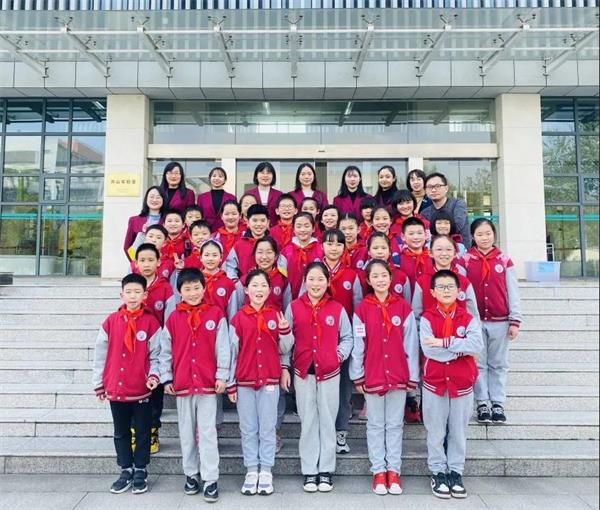 武汉外国语学校美加分校科技体验之旅图片11
