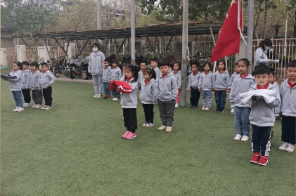 天津艾毅国际幼儿园春游之旅图片2