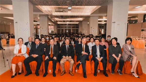 北京王府学校“青年外交官项目”开幕式图片6