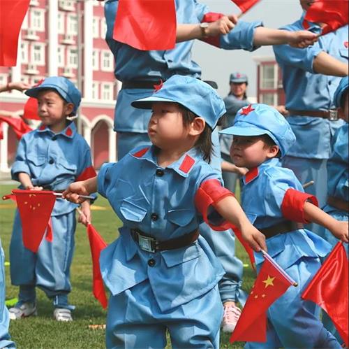 北京爱迪国际学校为小红军庆生活动图片4