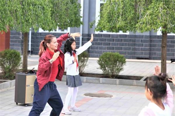 北京力迈中美国际学校赴哈里哈小学手拉手活动图片11