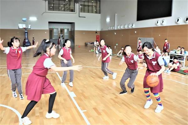 上海托马斯实验学校校园篮球联赛图片4