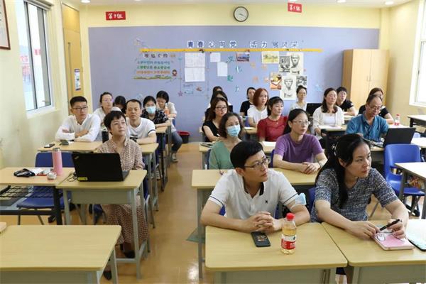 上海闵行区协和双语教科学校教师培训图片5