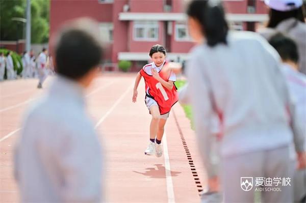 北京爱迪国际学校体育赛事图片6