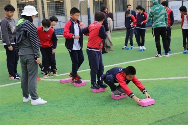 上海美高双语学校趣味运动日图片8