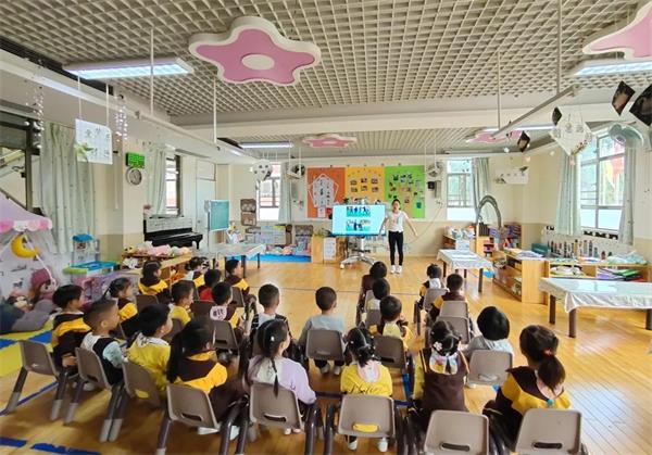 东莞市翰林实验学校国际部幼儿园反恐防暴应急演练活动图片2