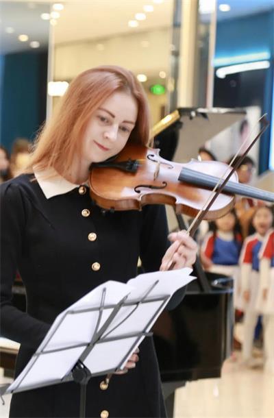 上海美高双语学校新年音乐会图片5